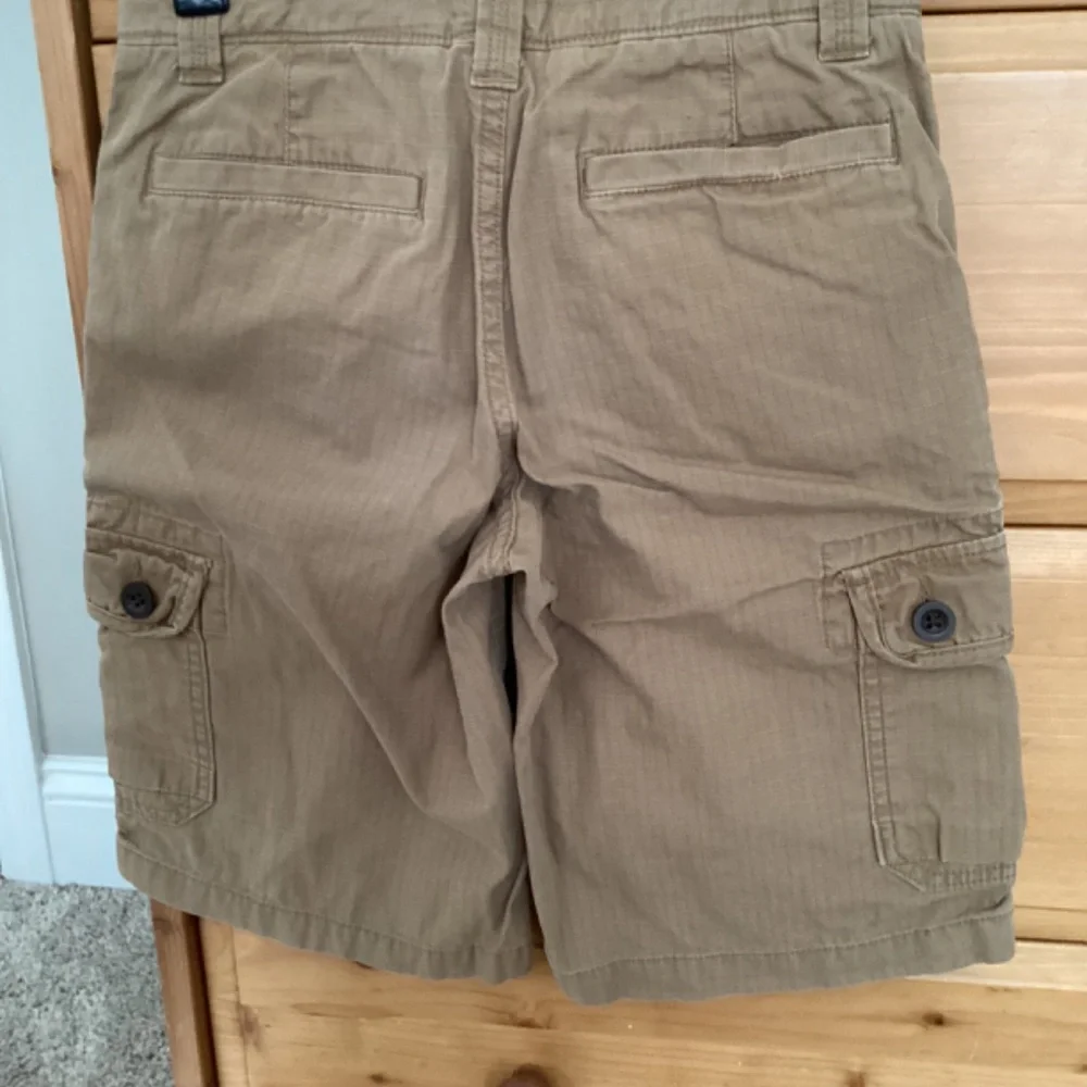 Lands’End Boys Cargo Shorts, Color Tan, Size 10 - Picture 2 of 3